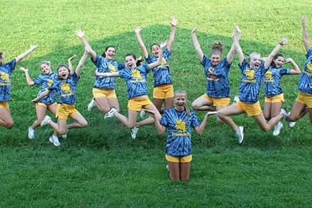 cheer-team-jumping-1765999119698-2fodo.jpg