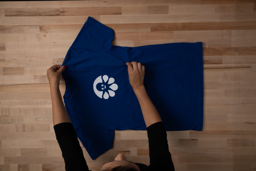 shirt folded in 2 seconds