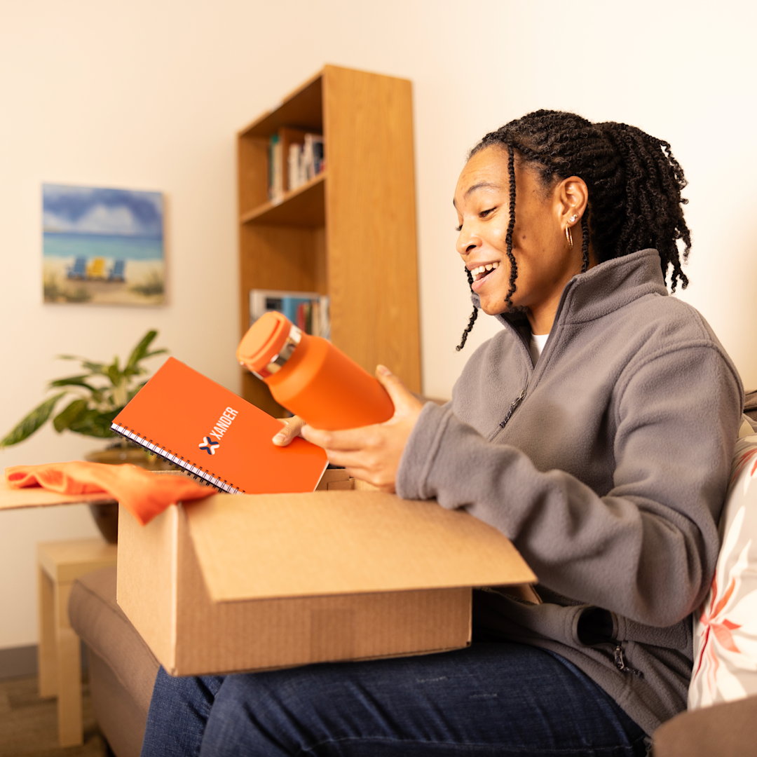 Customink Employees The State of the Employee Welcome Kit: What HR Teams Are Struggling ...